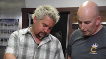 Diners, Drive-ins and Dives - Episode 10 - Hittin' the Grill