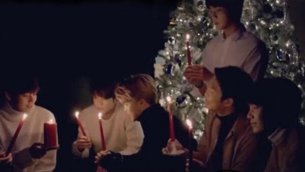 BANGTANTV - S2014E71 - Christmas Day by Jimin & Jung Kook (Origin. Justin Bieber - Mistletoe)