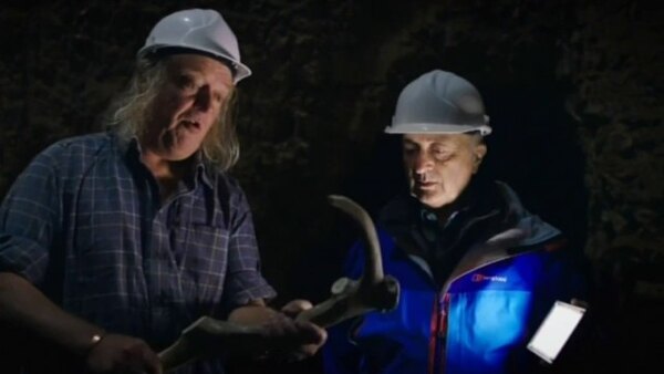 Britain's Ancient Tracks with Tony Robinson - S01E01 - Icknield Way