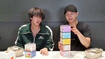 BTS V LIVE - Episode 45 - [BTS] JIN&RM building nano blocks