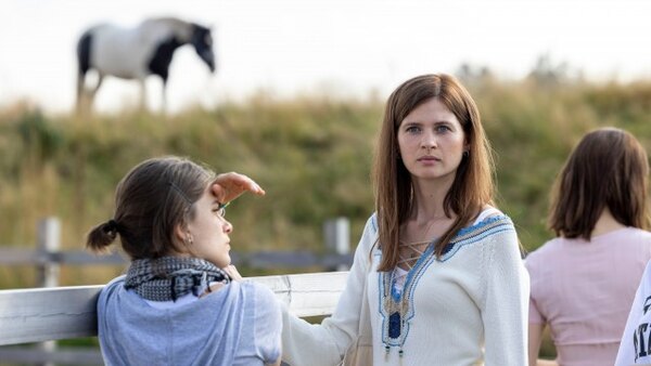 Riding in Darkness - S01E08 - 