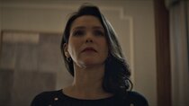The Queen of the South - Episode 48 - Hot on my heels