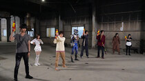 Super Sentai - Episode 48 - The Donbros Have Nine People