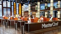 MasterChef Italia - Episode 9 - Masterclass: 16 chefs