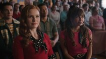 Riverdale - Episode 19 - Chapter One Hundred Thirty-Six: The Golden Age of Television‎
