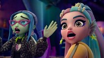 Monster High - Episode 28 - The Case of the Missing Squeak
