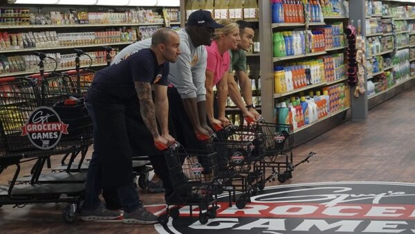 Guy's Grocery Games - S10E06 - Salute to Firefighters