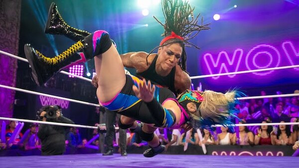 W.O.W. Women of Wrestling - S09E19 - Who Gets The Tongas?