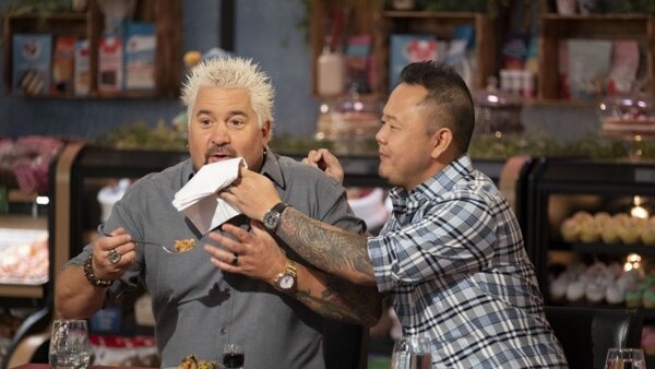 Guy's Grocery Games - S20E27 - Ultimate Asian Food Showdown