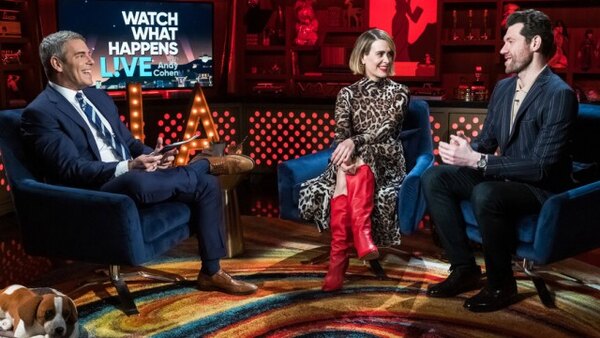 Watch What Happens Live with Andy Cohen - S16E14 - Sarah Paulson; Billy Eichner