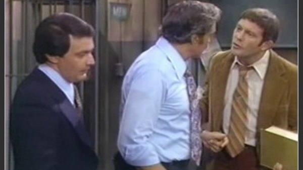 Barney Miller - S05E05 - The Baby Broker