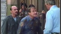 Barney Miller - Episode 19 - Bones