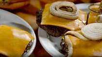 Wisconsin Foodie - Episode 8 - Seymour Burger Fest | Smash Burger