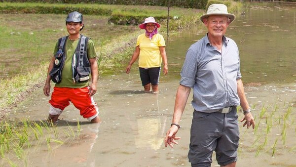 Martin Clunes: Islands of the Pacific - S02E02 - The Philippines