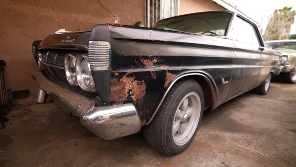 Barn Find Hunter - S11E07 - 29 Year old LIVING the '60s DREAM in 2024 Resurrecting Rare Fords