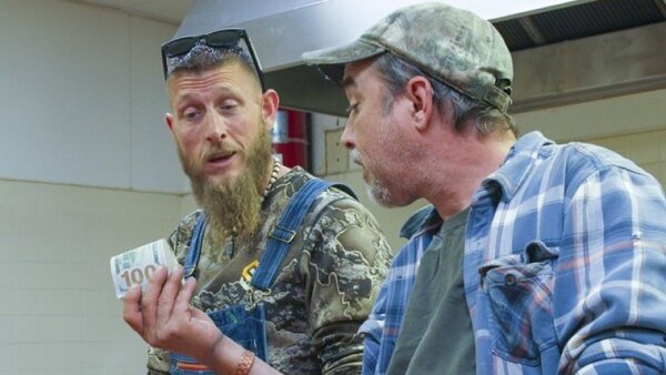 Moonshiners - S13E16 - The Curse of Oaked Bourbon