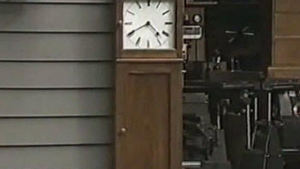 The New Yankee Workshop - S03E05 - Shaker Wall Clock