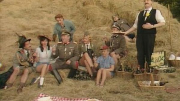 'Allo 'Allo! - S07E05 - The Gestapo Ruins a Picnic