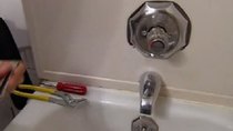 Ask This Old House - Episode 22 - Leaky Faucet; What Is It? Removing Wallpaper; Glue Guns