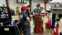 Fast N' Loud - Episode 8 - One Cool Impala