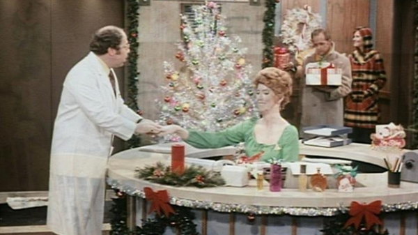 The Bob Newhart Show - S02E15 - I'm Dreaming of a Slight Christmas