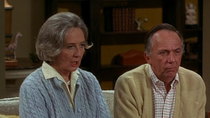 The Mary Tyler Moore Show - Episode 15 - Howard's Girl