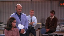 The Mary Tyler Moore Show - Episode 12 - Anchorman Overboard