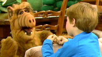 ALF - Episode 22 - It's Not Easy Being Green