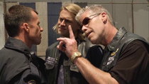 Sons of Anarchy - Episode 3 - Fun Town