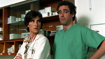 Green Wing - Episode 1 - Caroline's First Day