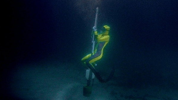 Flipper - S04E10 - Free-Diving