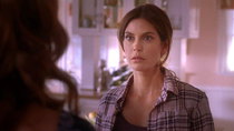 Desperate Housewives - Episode 6 - Don't Walk on the Grass