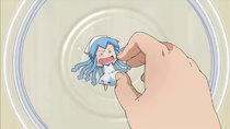 Shinryaku! Ika Musume - Episode 5 - Not From This Sea, Are You? / Why Not Join the School of Fish?...
