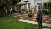 Wilfred - Episode 2 - Dog Of A Town (Part 1)