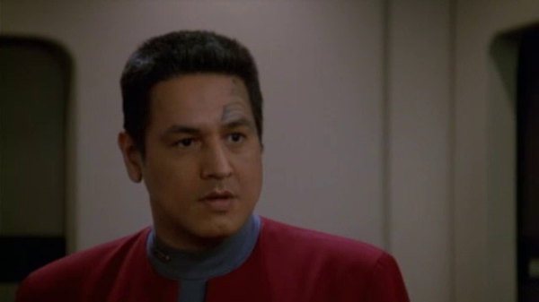 Star Trek: Voyager - S02E14 - Alliances