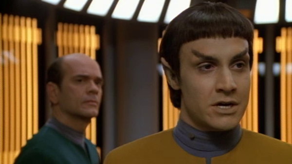 Star Trek: Voyager - S03E16 - Blood Fever