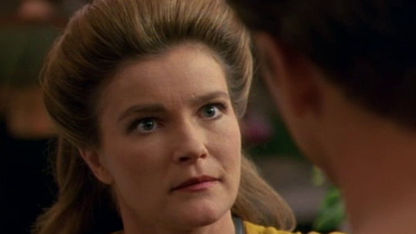 Star Trek: Voyager - S01E03 - Parallax