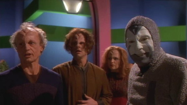 Star Trek: Voyager - S02E23 - The Thaw