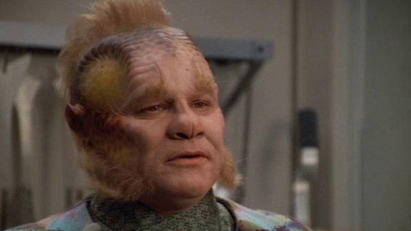 Star Trek: Voyager - S04E12 - Mortal Coil
