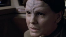 Star Trek: The Next Generation - Episode 17 - The Outcast