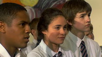 The Sarah Jane Adventures - Episode 2 - Revenge of the Slitheen (2)