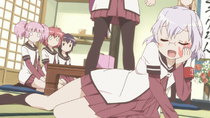 Yuru Yuri - Episode 2 - Me and You and the Student Council