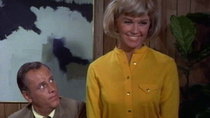 The Doris Day Show - Episode 8 - Doris Strikes Out