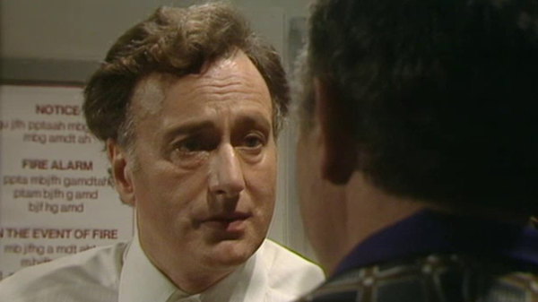 yes minister series 1 episode 1