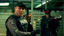 Flashpoint - Episode 5 - Business as Usual