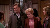 Everybody Loves Raymond - Episode 9 - A Date for Peter