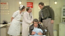 Happy Days - Episode 15 - Fonzie Gets Shot