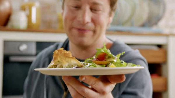 Jamie's 15-Minute Meals - S01E12 - Green Tea Salmon and Modern Greek Salad