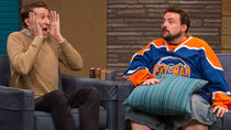 Comedy Bang! Bang! - Episode 17 - Kevin Smith Wears a Hockey Jersey & Jean Shorts