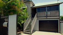 House Hunters International - Episode 4 - A Norfolk Island Family Moves to Brisbane, Australia